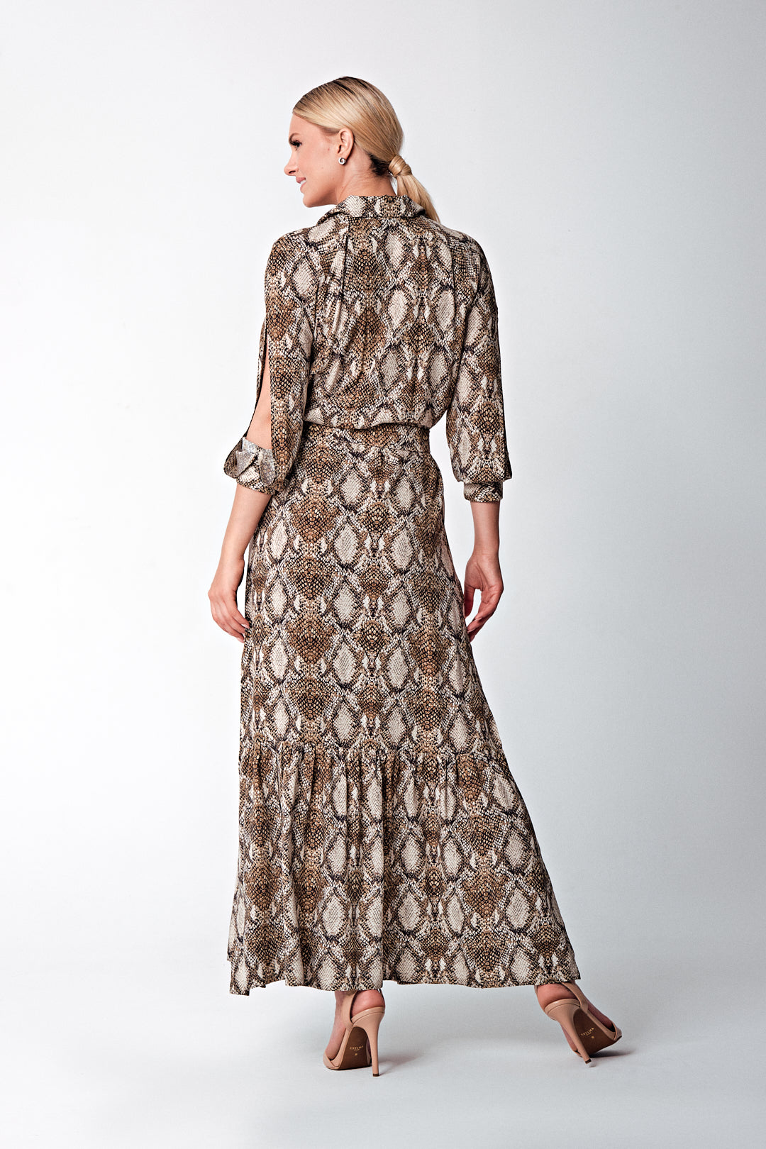 LANGES FLIEßENDES KLEID – ANIMALPRINT